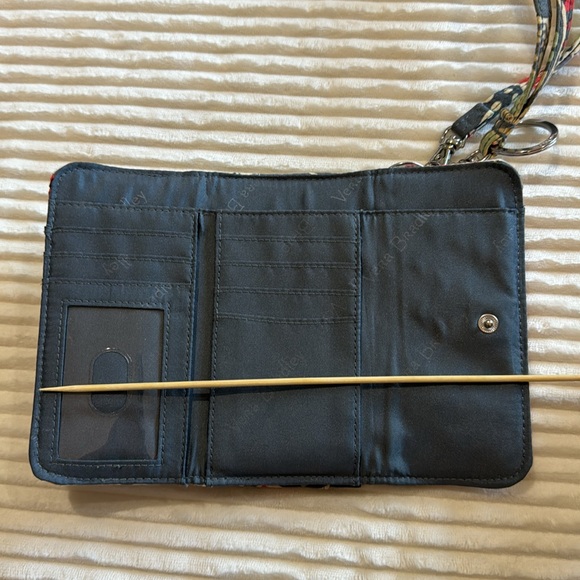 Vera Bradley Nomadic Floral Gray Snap Wallet Card Holder Wristlet and Lanyard - Picture 9 of 16